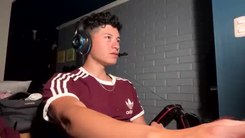 Snapshot of luchosaando chatting on March 3, 2025, 4:58 am Felipe online show from March 3, 2025, 4:58 am