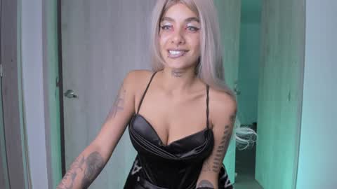 Veronica Rati    online show from January 1, 2025, 6:47 am