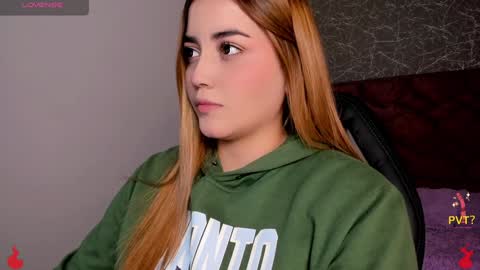 lucia star  online show from January 30, 2025, 7:26 pm