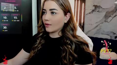 lucia star  online show from September 19, 2025, 7:25 pm