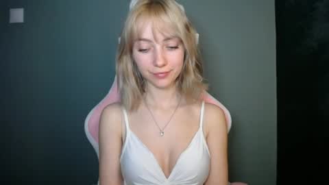 Lucy online show from April 8, 2026, 7:03 pm