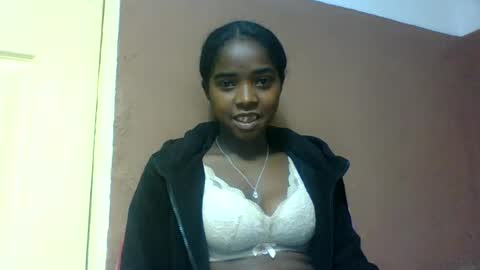 luciah148539 online show from July 27, 2026, 4:14 pm