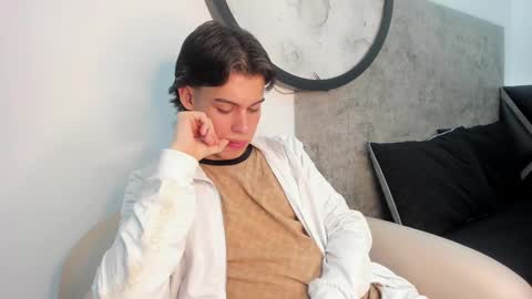 lucian_greyy online show from October 2, 2025, 4:08 am