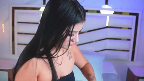luciana_agudelo online show from May 16, 2026, 7:01 pm