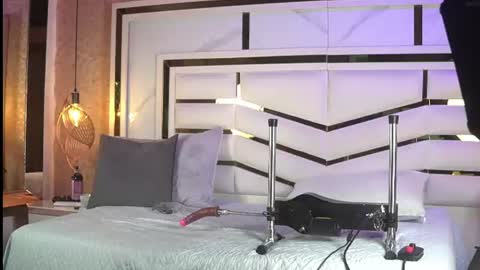 luciana_agudelo online show from June 14, 2026, 2:24 am