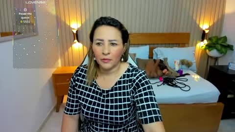 Luciana online show from April 23, 2026, 12:26 pm