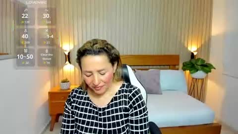 Luciana online show from June 23, 2026, 12:14 pm
