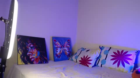 luciana online show from December 17, 2024, 5:04 pm