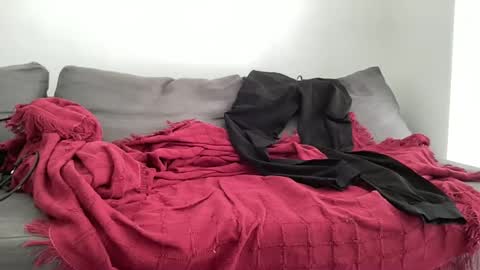 Snapshot of lucianena chatting on February 5, 2025, 12:49 pm andreanen online show from February 5, 2025, 12:49 pm