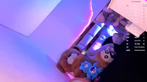 Snapshot of lucidollts_ chatting on February 18, 2025, 6:26 am Luci online show from February 18, 2025, 6:26 am