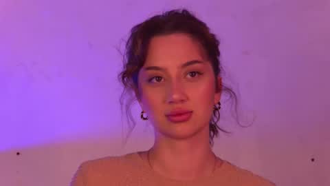 Snapshot of luciebliss chatting on May 19, 2026, 6:47 pm Maria online show from May 19, 2026, 6:47 pm