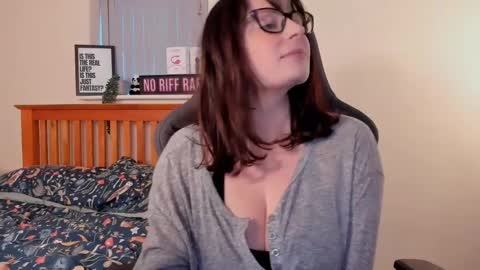 Lucie Winters online show from January 6, 2025, 3:40 pm