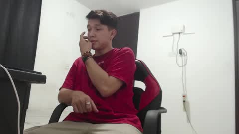 Snapshot of lucifeeer_666 chatting on May 2, 2026, 7:41 pm Fernando online show from May 2, 2026, 7:41 pm
