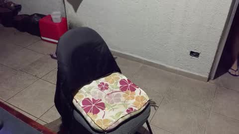 Snapshot of lucifer_curious chatting on October 18, 2025, 7:09 am lucifer_curious online show from October 18, 2025, 7:09 am