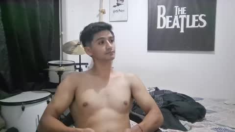 Snapshot of lucifferr_ chatting on April 21, 2026, 1:42 am leonel online show from April 21, 2026, 1:42 am