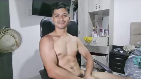 Snapshot of lucifferr_ chatting on May 23, 2026, 3:23 am leonel online show from May 23, 2026, 3:23 am