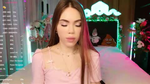 MimiFors online show from February 13, 2026, 7:10 pm