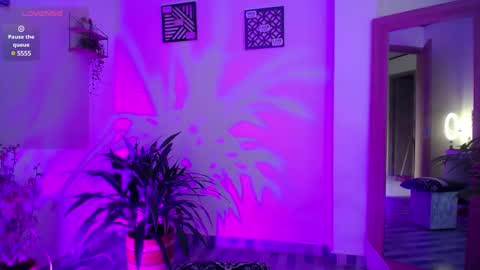 Snapshot of luciiana_lol chatting on December 5, 2024, 8:00 pm luciiana online show from December 5, 2024, 8:00 pm