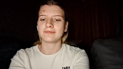 Monika online show from October 20, 2025, 8:31 pm