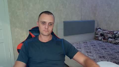 Snapshot of lucky_guy99 chatting on September 8, 2025, 6:51 pm Ethan online show from September 8, 2025, 6:51 pm