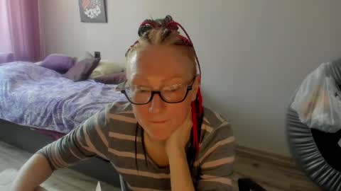 lucky_licky20 online show from February 20, 2025, 5:55 am
