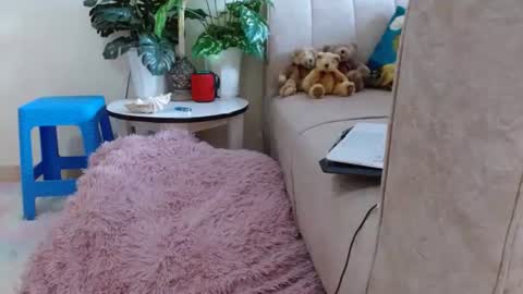 Crisiah online show from December 31, 2024, 7:42 am