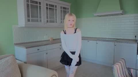 Snapshot of luckychanse chatting on March 31, 2026, 6:58 am Kiki online show from March 31, 2026, 6:58 am