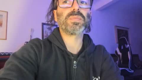 Lucky online show from October 3, 2025, 6:38 pm