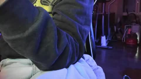 Snapshot of luckydrakex chatting on January 7, 2026, 6:10 pm Lucky online show from January 7, 2026, 6:10 pm