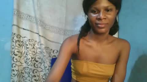 Snapshot of luckymadequeen chatting on April 8, 2026, 2:33 am Gloria online show from April 8, 2026, 2:33 am