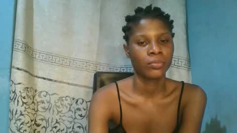 Snapshot of luckymadequeen chatting on April 12, 2026, 10:26 pm Gloria online show from April 12, 2026, 10:26 pm