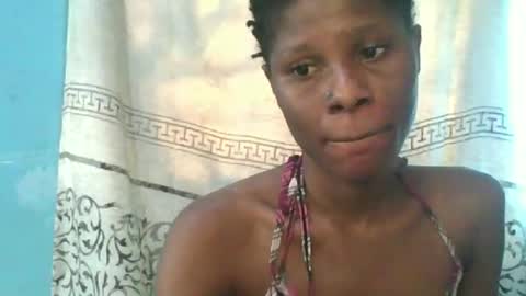 Snapshot of luckymadequeen chatting on May 27, 2026, 1:08 pm Gloria online show from May 27, 2026, 1:08 pm
