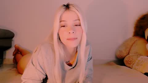 luckysapphire777 online show from February 2, 2025, 7:41 am