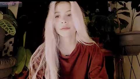 luckysapphire777 online show from October 16, 2025, 11:11 am