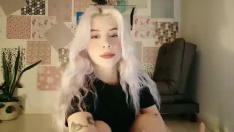 Snapshot of luckysapphire777 chatting on February 27, 2026, 6:13 am luckysapphire777 online show from February 27, 2026, 6:13 am