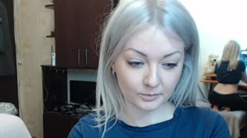 Snapshot of luckyshotgirl chatting on March 28, 2026, 11:32 am LuckyShot online show from March 28, 2026, 11:32 am