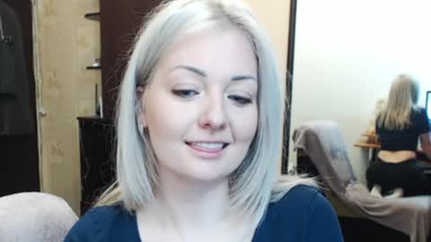 Snapshot of luckyshotgirl chatting on May 3, 2026, 5:41 pm LuckyShot online show from May 3, 2026, 5:41 pm