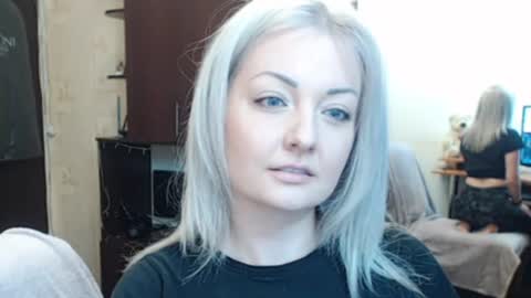 Snapshot of luckyshotgirl chatting on July 12, 2026, 4:09 pm LuckyShot online show from July 12, 2026, 4:09 pm