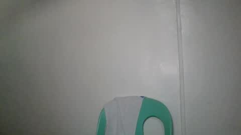 luckyts_cumx online show from May 16, 2026, 7:27 am