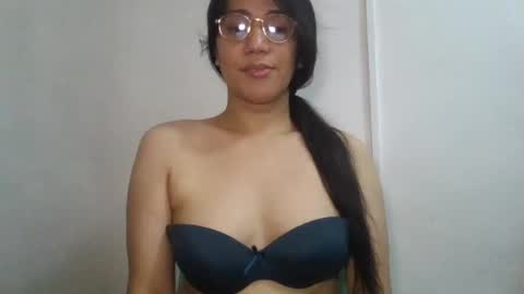 luckyts_cumx online show from May 29, 2026, 3:04 am
