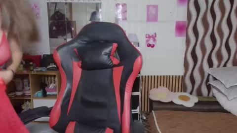 lucsin online show from April 4, 2026, 8:45 am