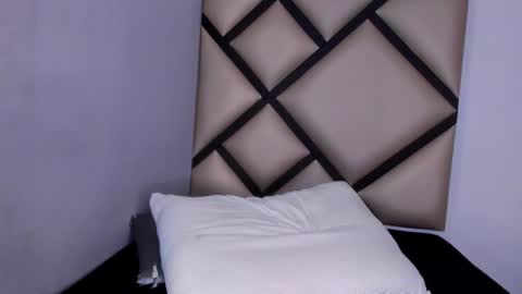   online show from March 27, 2026, 8:26 am