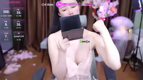 Snapshot of lucy__bb chatting on February 14, 2025, 1:45 am Lucy online show from February 14, 2025, 1:45 am