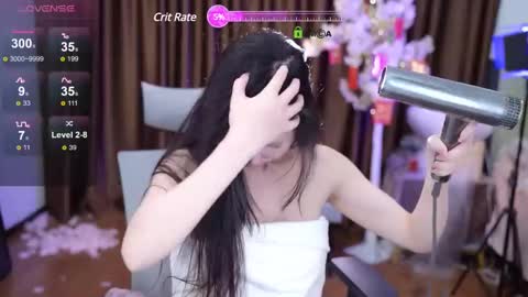 Snapshot of lucy__bb chatting on March 8, 2025, 12:41 pm Lucy online show from March 8, 2025, 12:41 pm