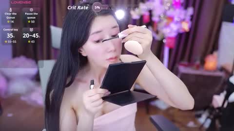 Snapshot of lucy__bb chatting on October 5, 2025, 12:53 am Lucy online show from October 5, 2025, 12:53 am