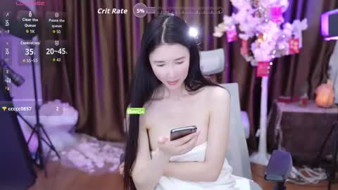 Snapshot of lucy__bb chatting on October 18, 2025, 12:39 pm Lucy online show from October 18, 2025, 12:39 pm