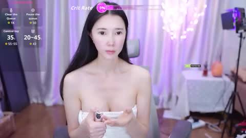 Snapshot of lucy__bb chatting on November 12, 2025, 1:39 am Lucy online show from November 12, 2025, 1:39 am