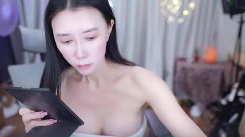 Snapshot of lucy__bb chatting on January 14, 2026, 1:55 am Lucy online show from January 14, 2026, 1:55 am