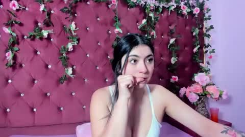 lucy_anal_ online show from June 5, 2026, 11:32 pm