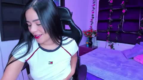 Snapshot of lucy_brunno chatting on December 18, 2025, 12:44 pm lucy_brunno online show from December 18, 2025, 12:44 pm